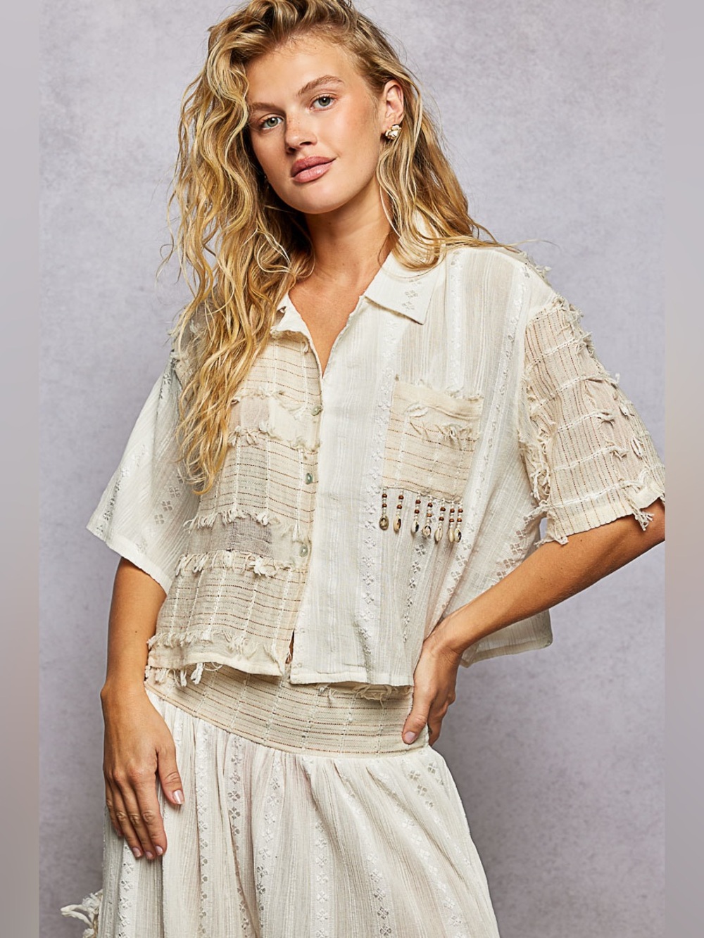 P06. POL Cream Button-Front Crochet-Trim Crop Shirt